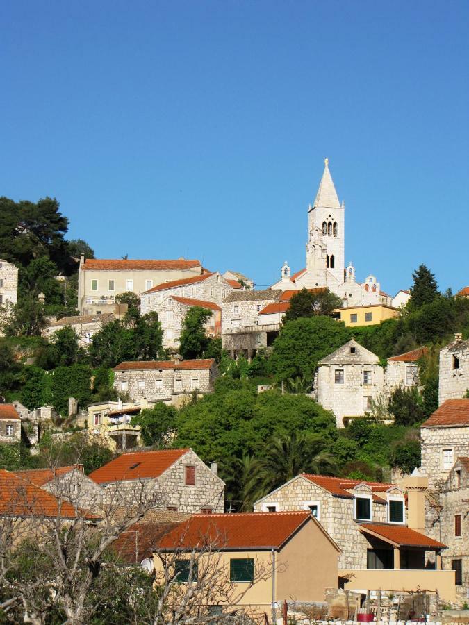 Apartments Luza Lastovo Екстериор снимка