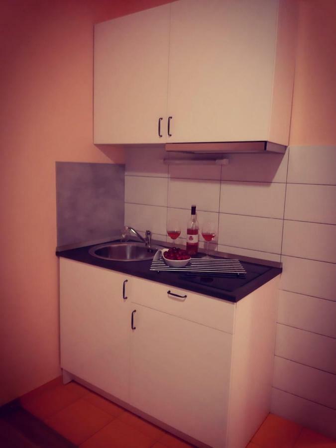 Apartments Luza Lastovo Екстериор снимка
