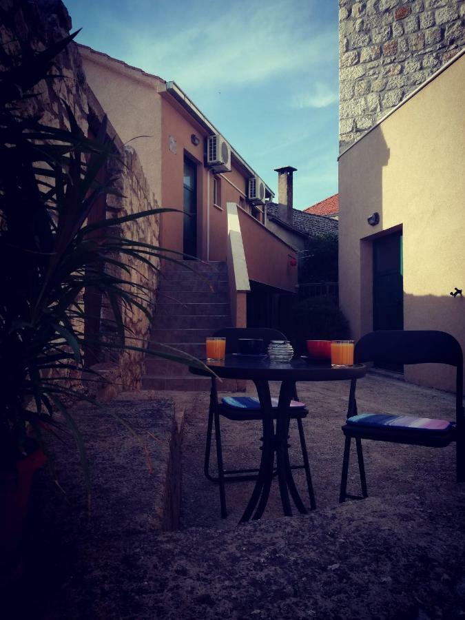 Apartments Luza Lastovo Екстериор снимка